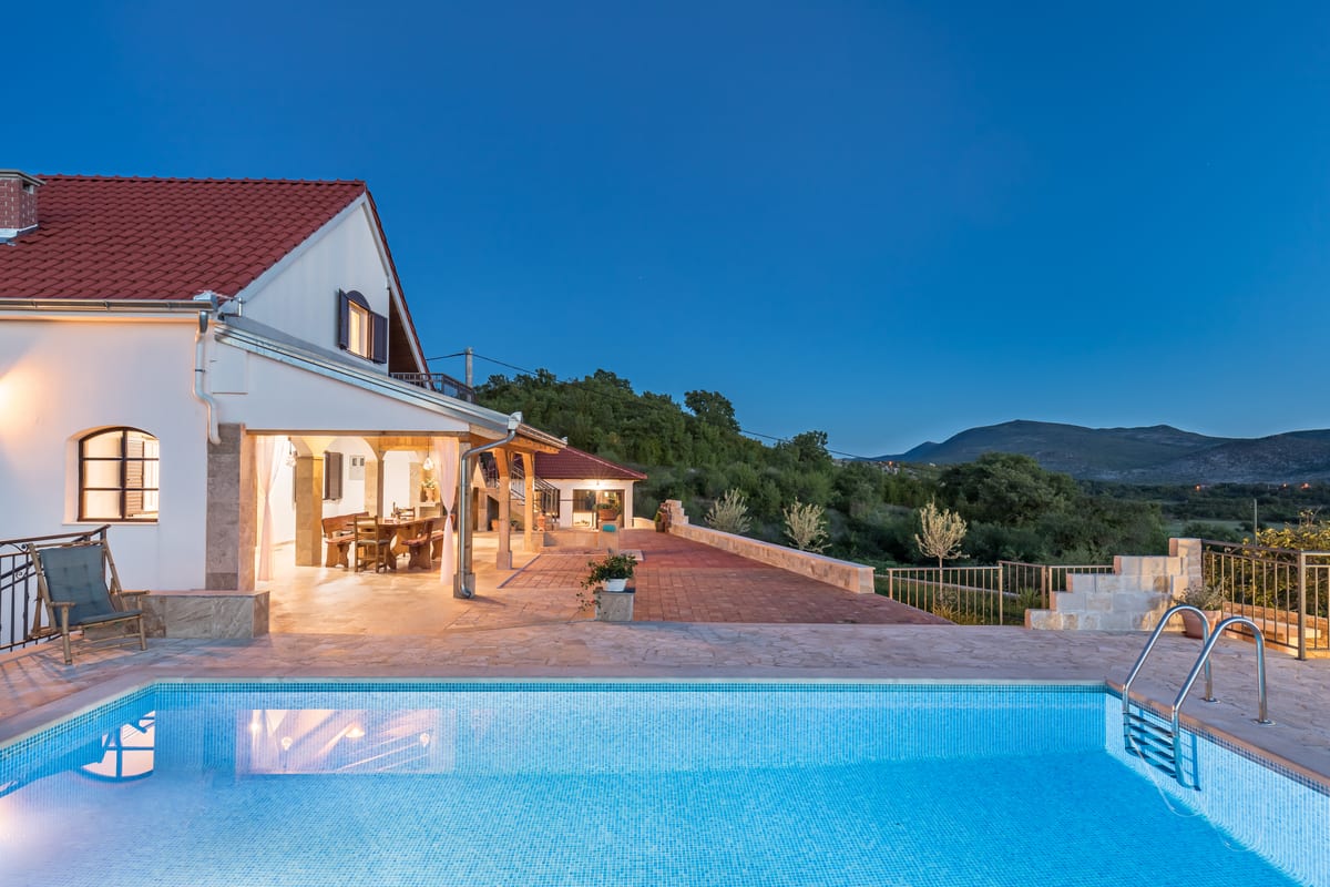 Villa Sinodium with pool, terrace, and garden